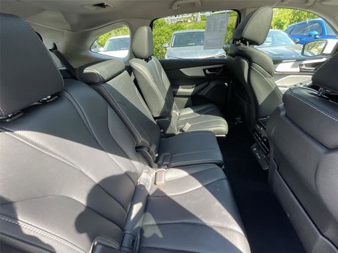 Used 2023 Acura MDX SH-AWD w/ Technology Package image 23