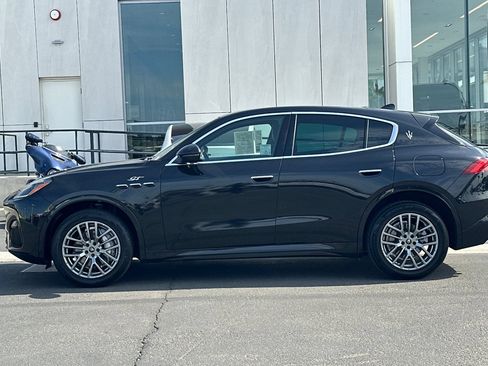 Used 2024 Maserati Grecale GT AWD/4WD image 6