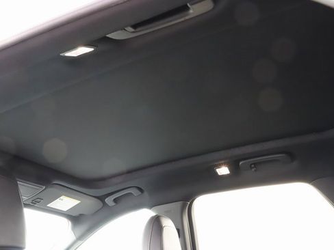 Used 2025 Ford Escape ST-Line Elite w/ Premium Technology Package image 22