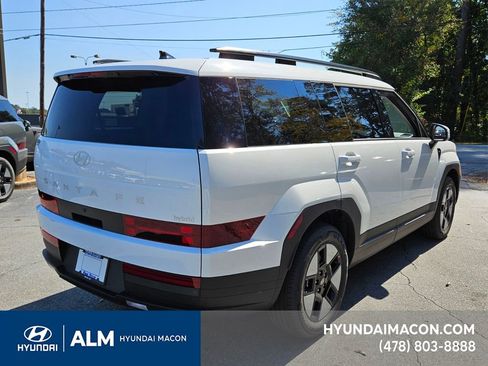 New 2026 Hyundai Santa Fe SEL image 9
