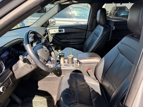 Used 2020 Ford Explorer Limited image 10