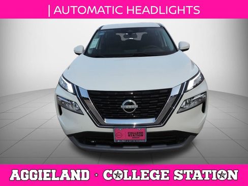 Used 2023 Nissan Rogue SV FWD image 10
