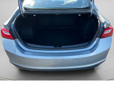 Used 2024 Chevrolet Malibu LT FWD image 29