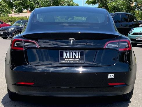 Used 2019 Tesla Model 3 Standard Range Plus RWD image 4