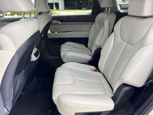 Used 2021 Hyundai Palisade SEL w/ Premium Package FWD image 23
