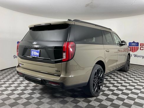 New 2027 Ford Expedition Max Platinum w/ Stealth Performance Package AWD/4WD image 3