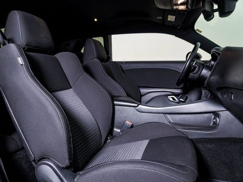 Used 2022 Dodge Challenger GT image 15