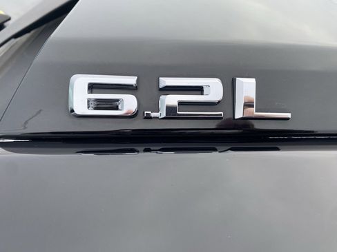 Used 2022 Chevrolet Silverado 1500 ZR2 w/ Technology Package image 34