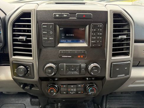 Used 2019 Ford F350 XL w/ Power Equipment Group AWD/4WD image 17