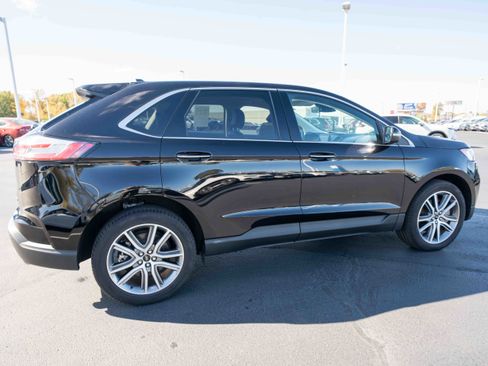 Used 2024 Ford Edge Titanium image 6