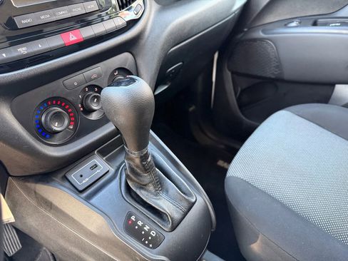 Used 2018 RAM ProMaster City Tradesman image 37