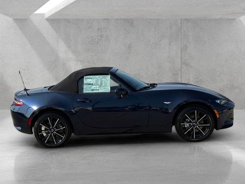 New 2025 MAZDA MX-5 Miata Grand Touring image 4