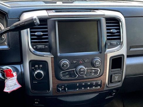 Used 2017 RAM 2500 Laramie AWD/4WD image 10