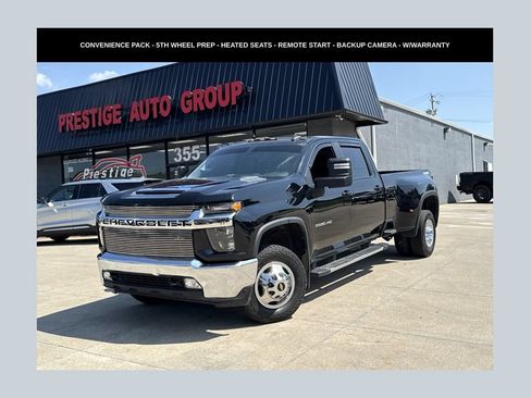 Used 2022 Chevrolet Silverado 3500 LT w/ Convenience Package AWD/4WD image 1