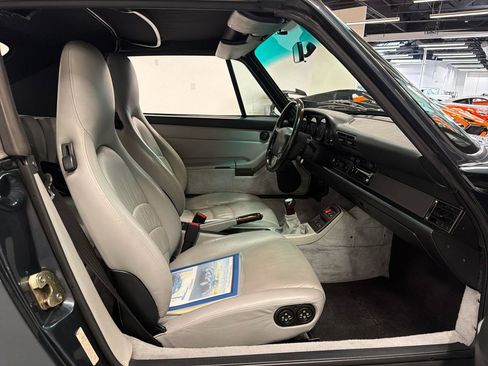 Used 1995 Porsche 911 Cabriolet image 29