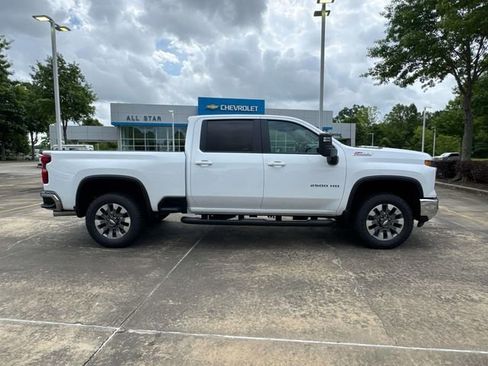 New 2026 Chevrolet Silverado 2500 LT AWD/4WD image 9