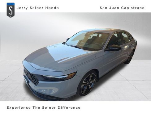 Used 2023 Honda Accord Sport image 1