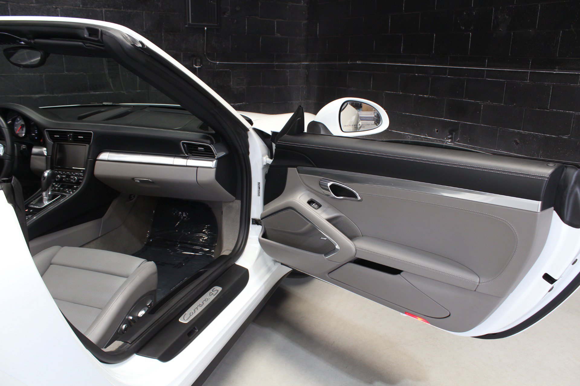 Used 2013 Porsche 911 Carrera 4S AWD/4WD image 32