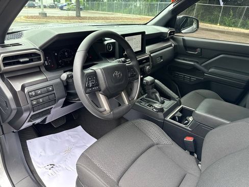Used 2026 Toyota 4Runner SR5 AWD/4WD image 9