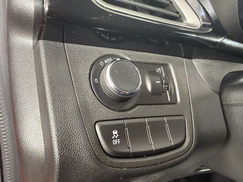 Used 2021 Chevrolet Spark LT FWD image 19