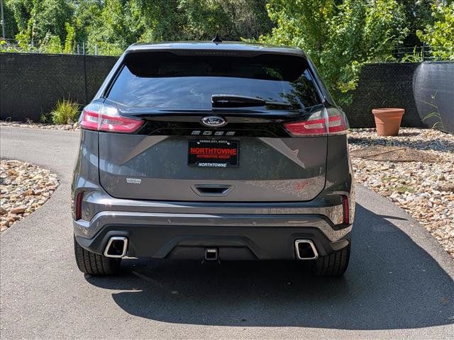Used 2022 Ford Edge ST w/ Equipment Group 401A AWD/4WD image 4