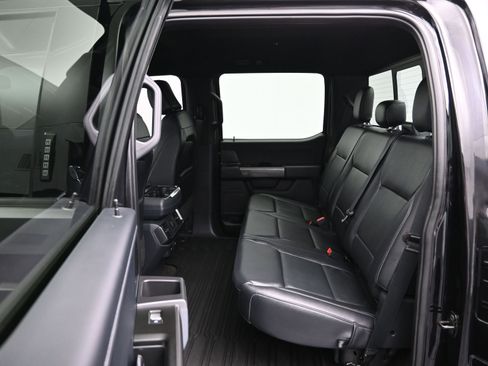 Used 2022 Ford F150 XLT w/ Equipment Group 302A High image 10