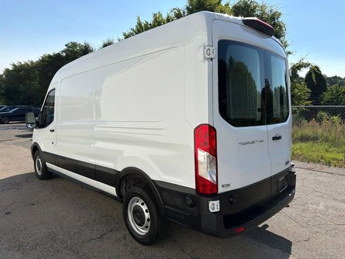 Used 2020 Ford Transit 250 Medium Roof RWD image 4