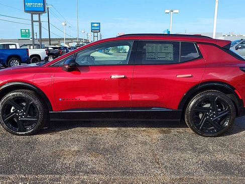 New 2025 Chevrolet Equinox EV RS image 5