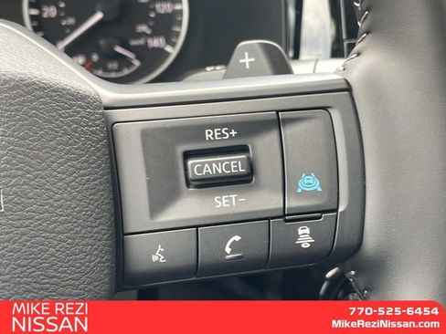 New 2026 Nissan Pathfinder SV w/ SV Premium Package AWD/4WD image 17