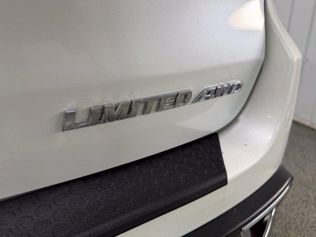 Used 2017 Toyota Highlander Limited Platinum AWD/4WD image 34