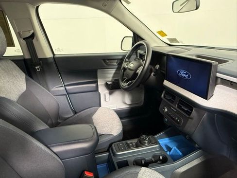 Used 2025 Ford Maverick XLT w/ Equipment Group 302A image 52