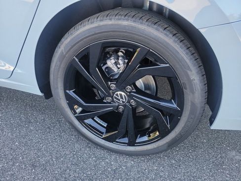New 2026 Volkswagen Jetta SE FWD image 25