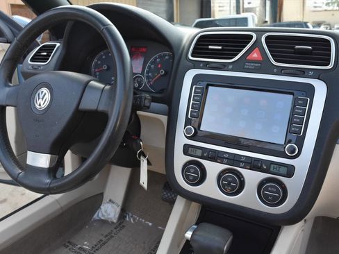 Used 2009 Volkswagen Eos Komfort image 34