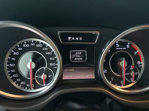 Used 2015 Mercedes-Benz G 63 AMG 4MATIC image 11