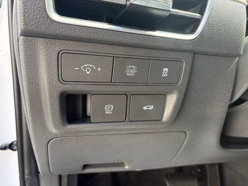 Used 2025 Hyundai Sonata SEL FWD image 25