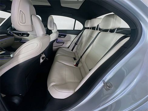 Certified 2025 Mercedes-Benz C 300 4MATIC Sedan image 25
