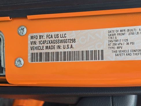 Used 2025 Jeep Wrangler Sport image 34