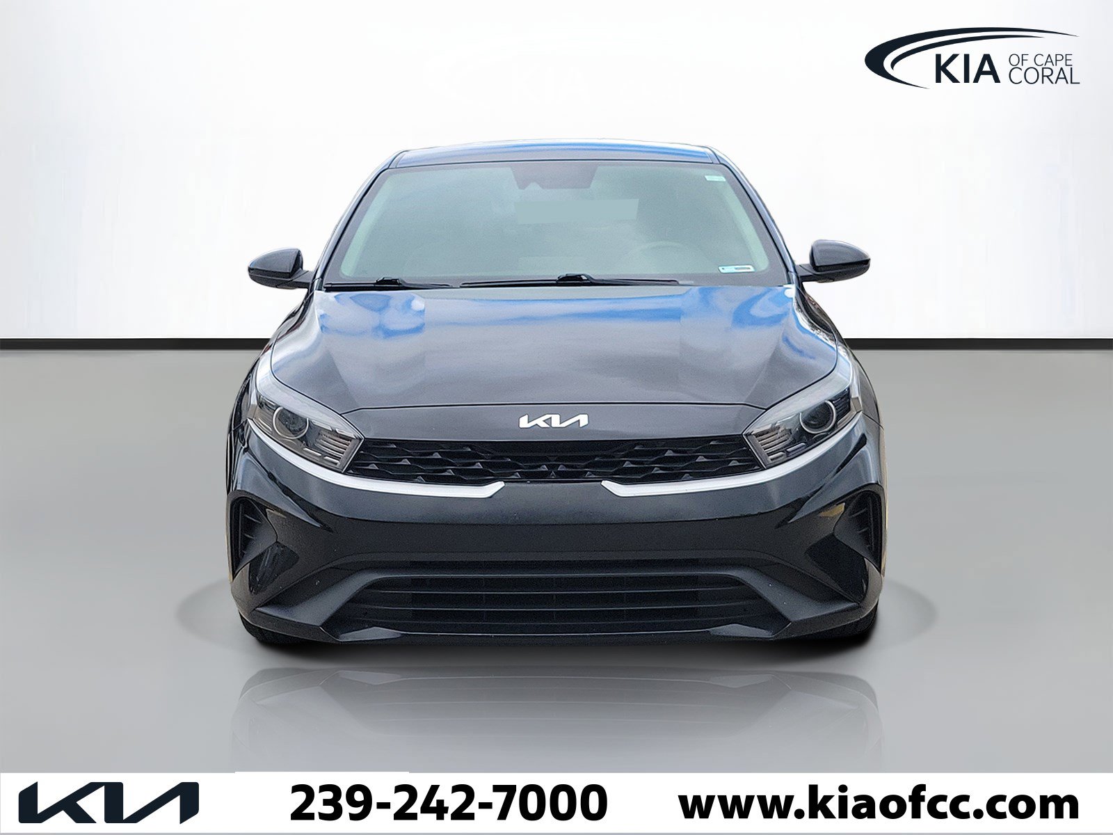 Used 2022 Kia Forte LXS FWD image 2