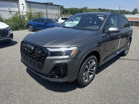 New 2026 Audi Q7 2.0T Premium Plus AWD/4WD image 3