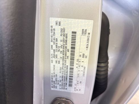 Used 2025 Ford Escape ST-Line image 30