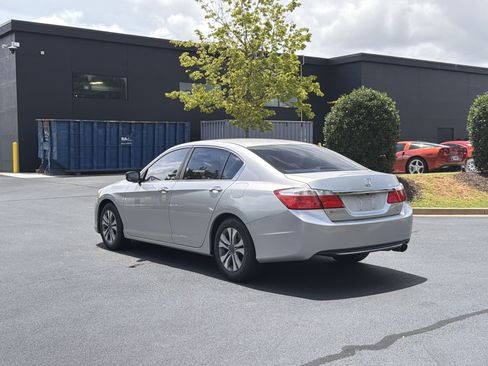 Used 2014 Honda Accord LX image 12
