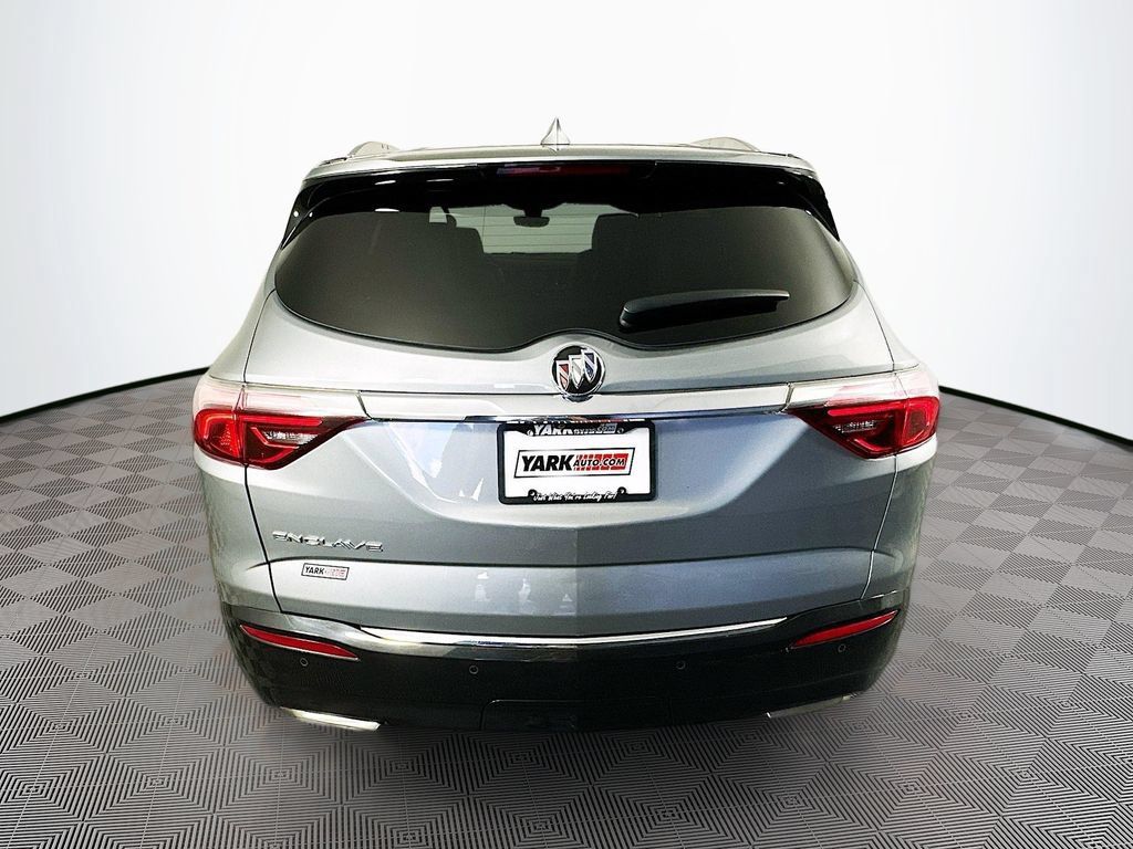 Used 2023 Buick Enclave Premium w/ Experience Buick Package FWD image 9