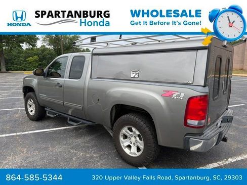 Used 2009 GMC Sierra 1500 SLE w/ Power Pack Plus AWD/4WD image 3