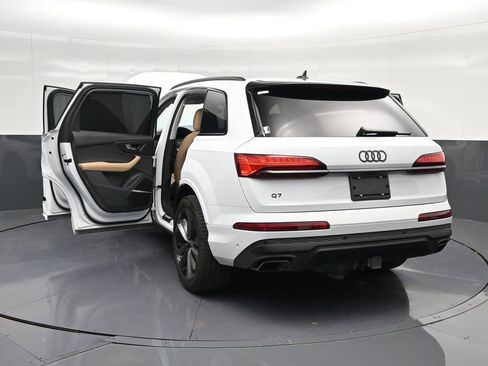 Used 2025 Audi Q7 3.0T Premium Plus w/ Premium Plus Package AWD/4WD image 34
