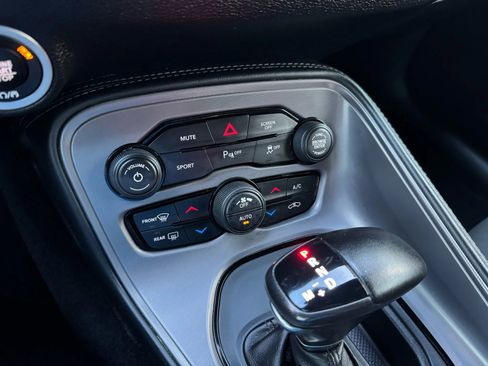 Used 2023 Dodge Challenger R/T w/ Blacktop Package image 36