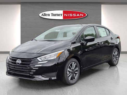 New 2025 Nissan Versa SV w/ Trunk Package image 3