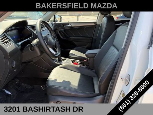 Used 2023 Volkswagen Tiguan SE FWD image 9