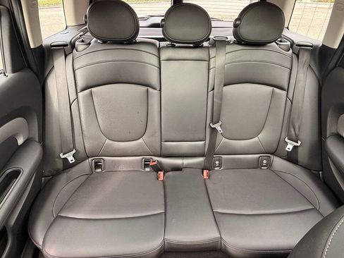 Used 2016 MINI Cooper Clubman image 31