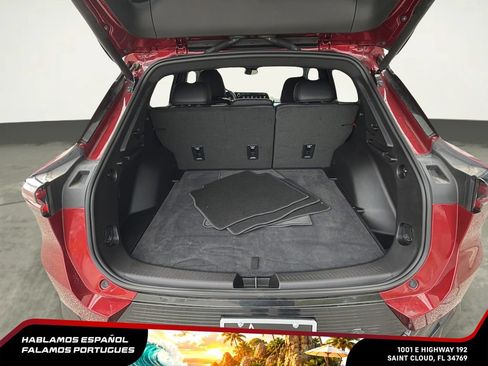 Certified 2025 Chevrolet Equinox EV LT w/ Convenience Package FWD image 28