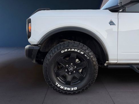 Used 2023 Ford Bronco Black Diamond AWD/4WD image 14